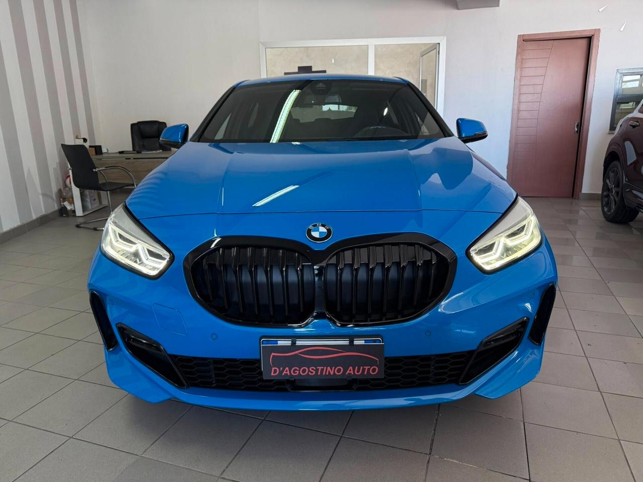 Bmw 118 118d 5p. Msport