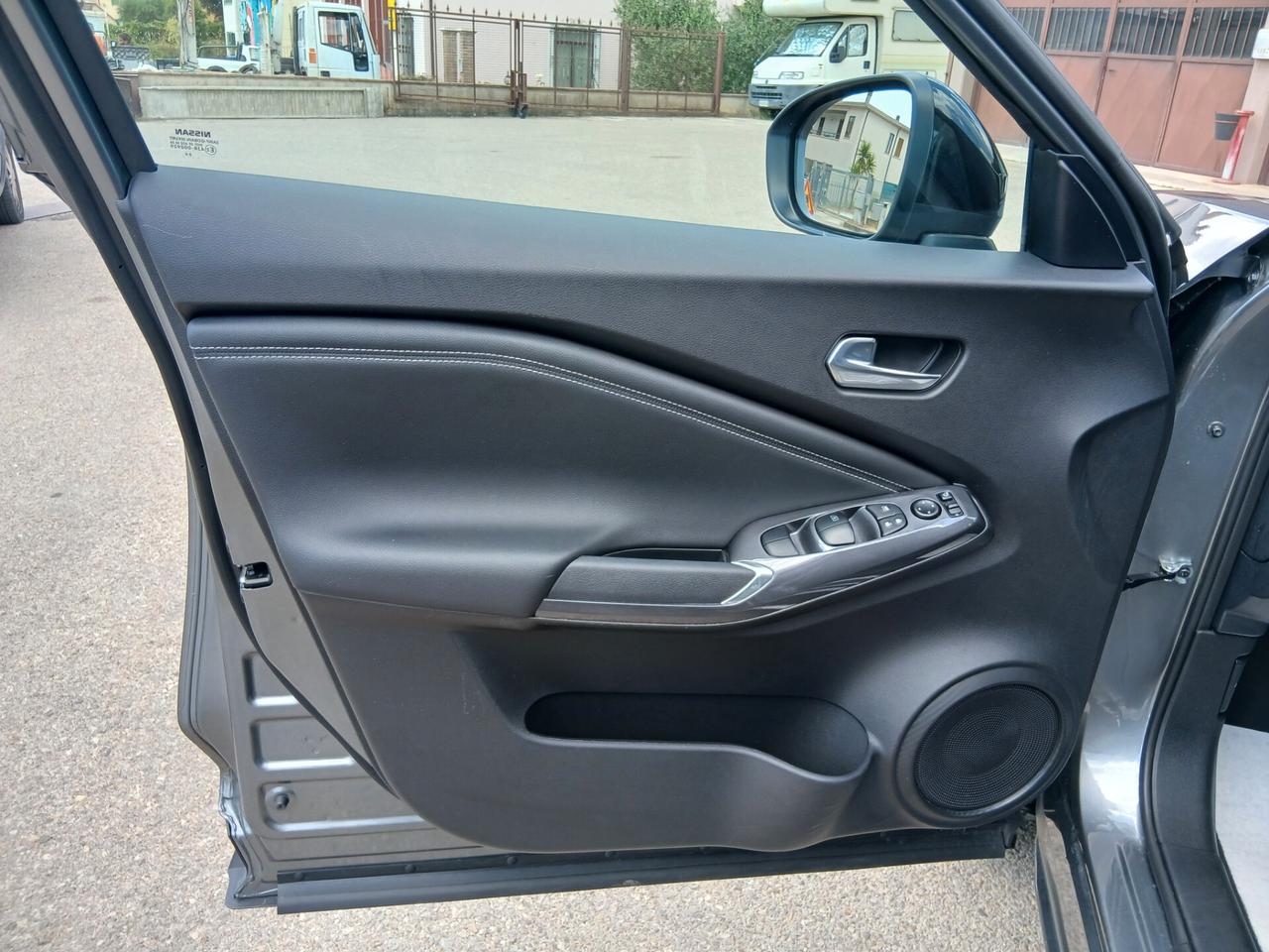 Nissan Juke 1.0 DIG-T 114 CV N-Connecta