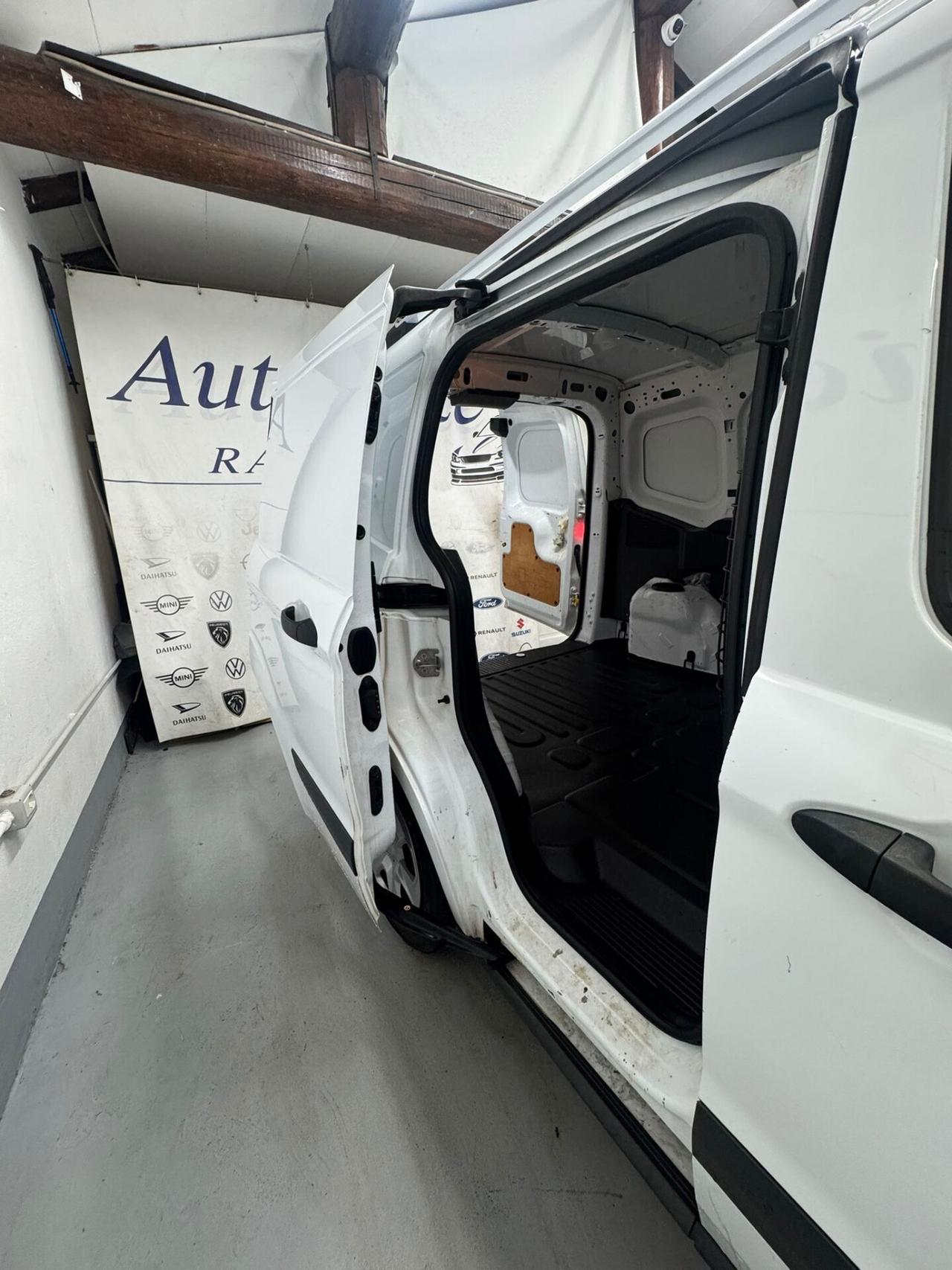 Ford transit courier 1,5 tdci 75 CV