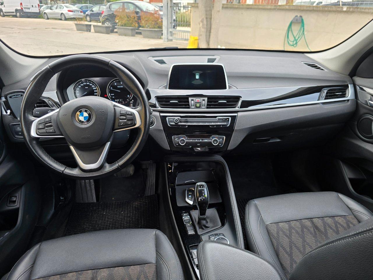 BMW X1 sdrive18d xLine auto my18