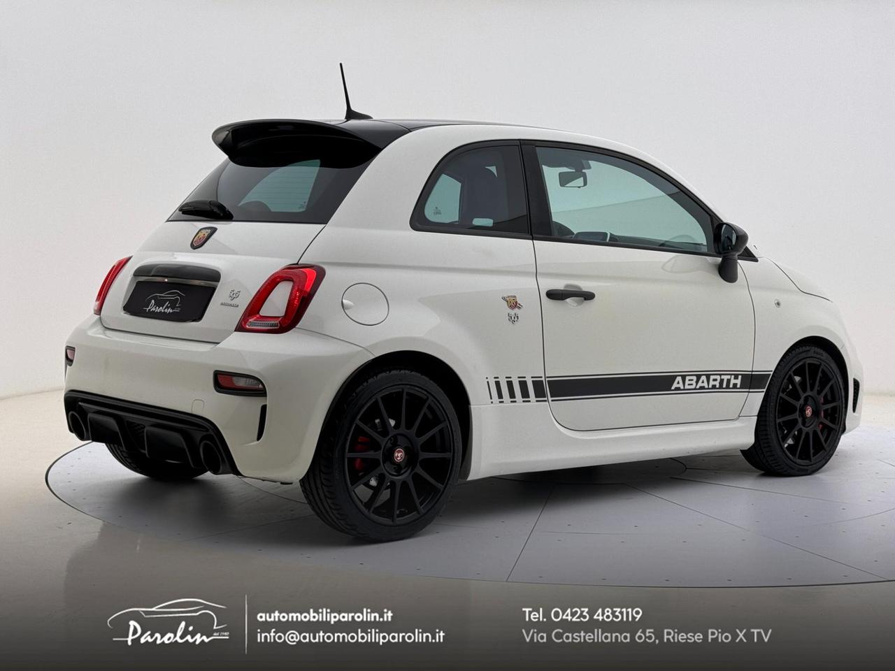 Abarth 595 1.4 t-jet esseesse 180cv Akrapovic-Black pack