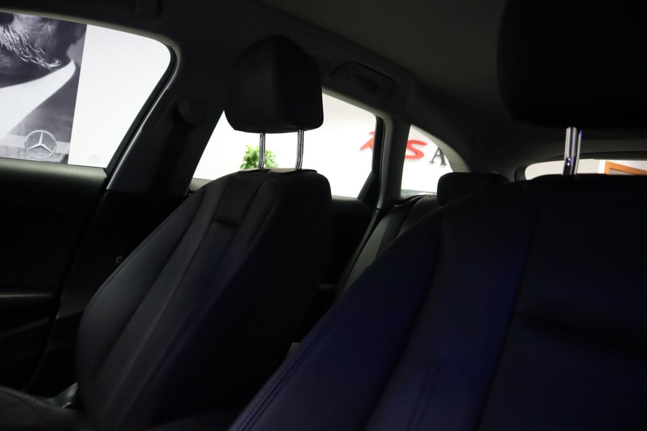 Audi A4 Avant 30 TDI/136 CV S tronic