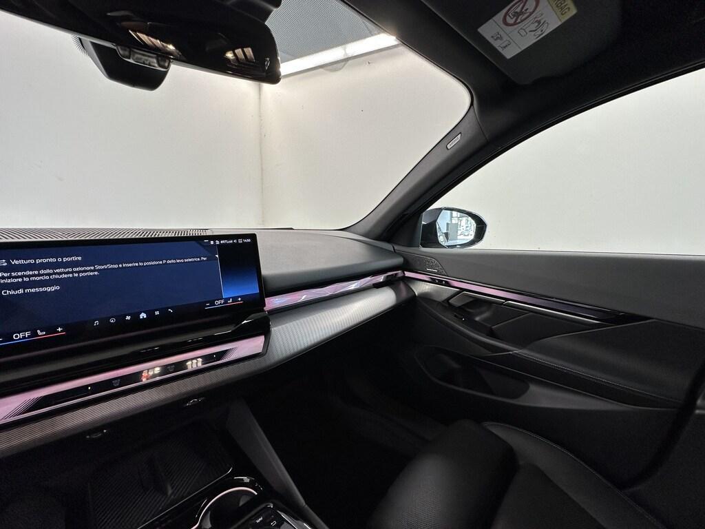BMW i5 Berlina xDrive40