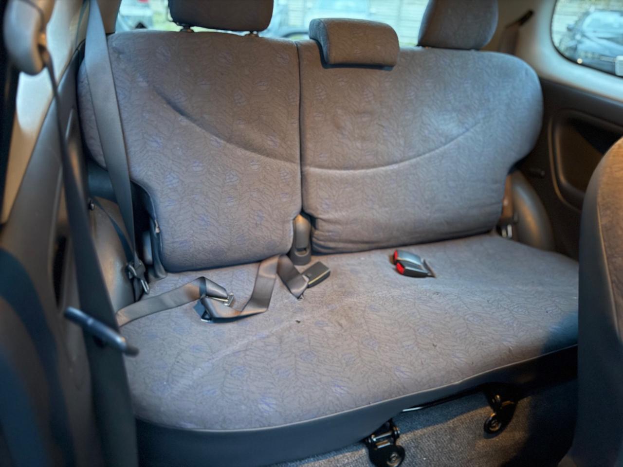 Toyota Yaris 1.0i 16V cat 3 porte