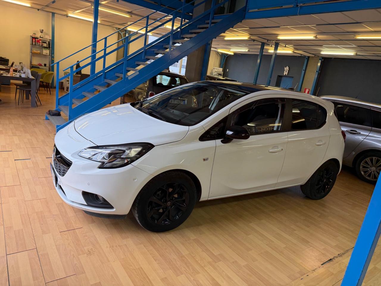 Opel Corsa 1.4 benz FULL OPT 2017 Automatic