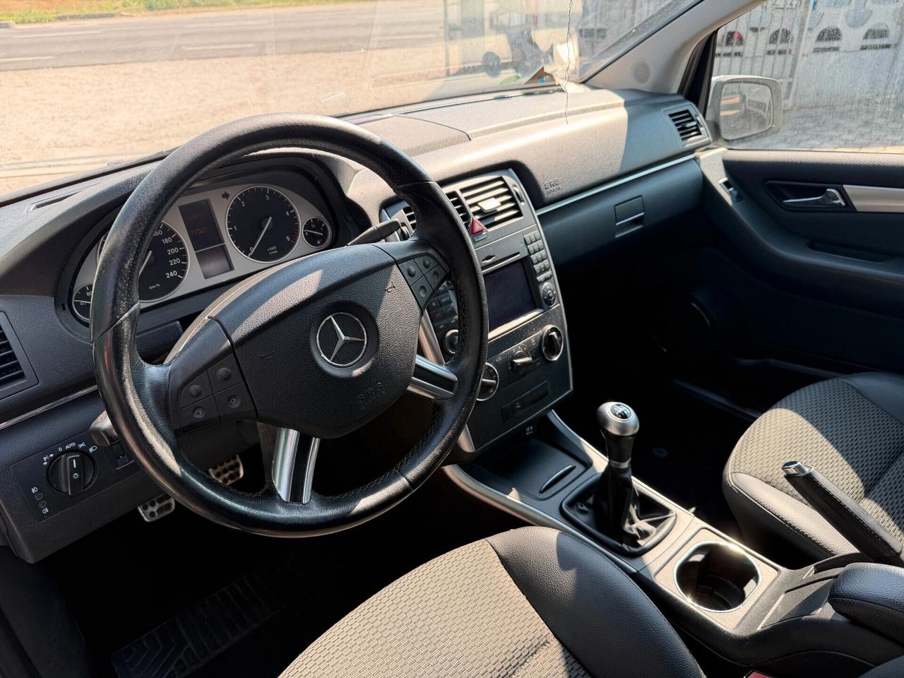 Mercedes-benz B 200 CDI Executive