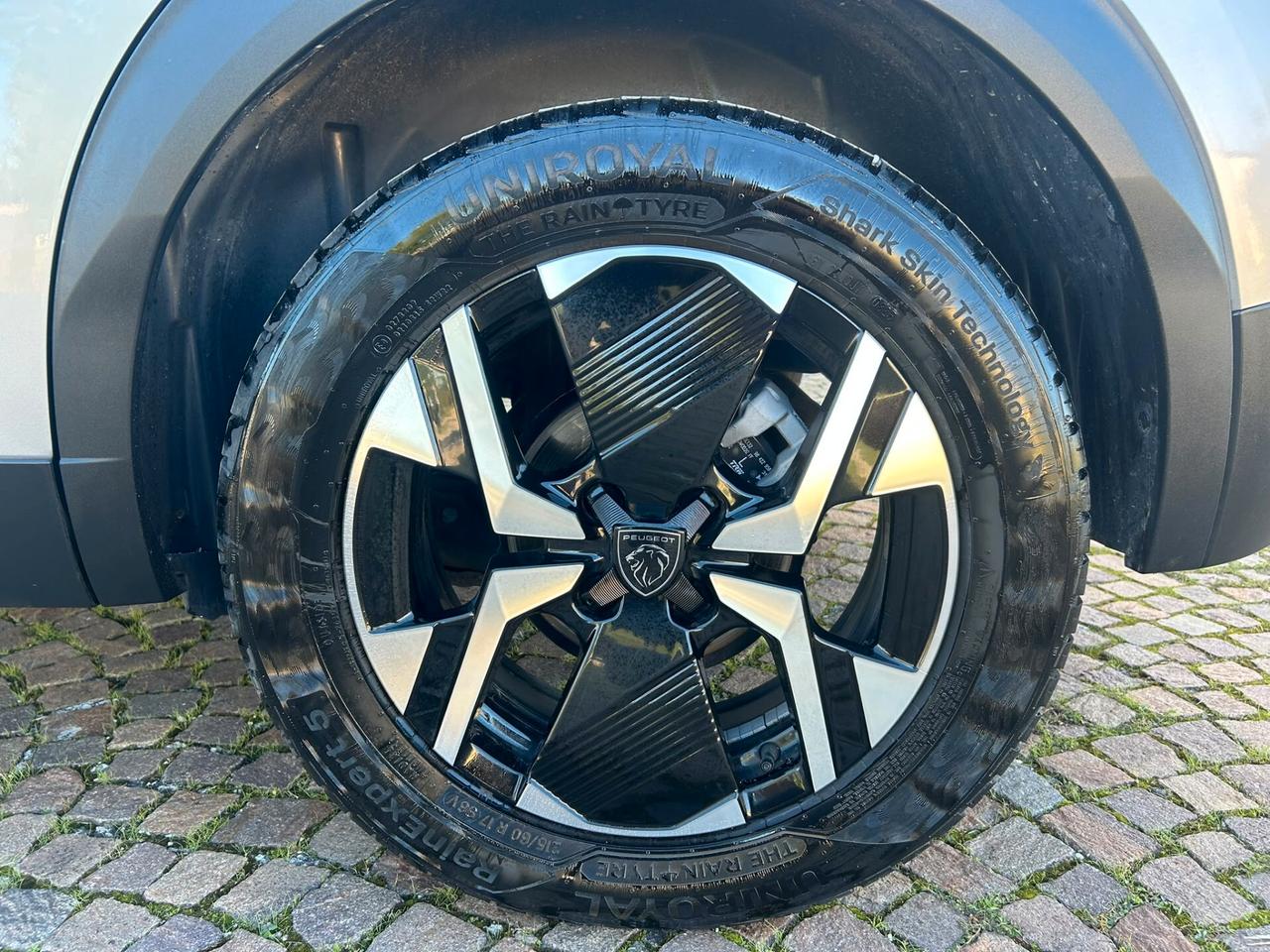 Peugeot 2008 Benzina 130cv Allure