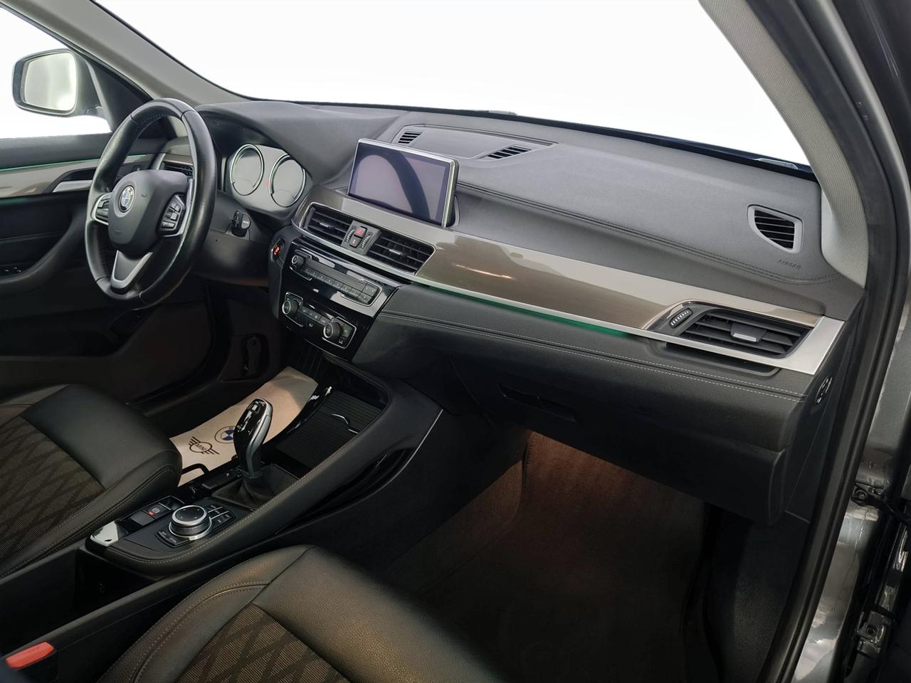 BMW X1 F48 2019 - X1 sdrive18d xLine auto