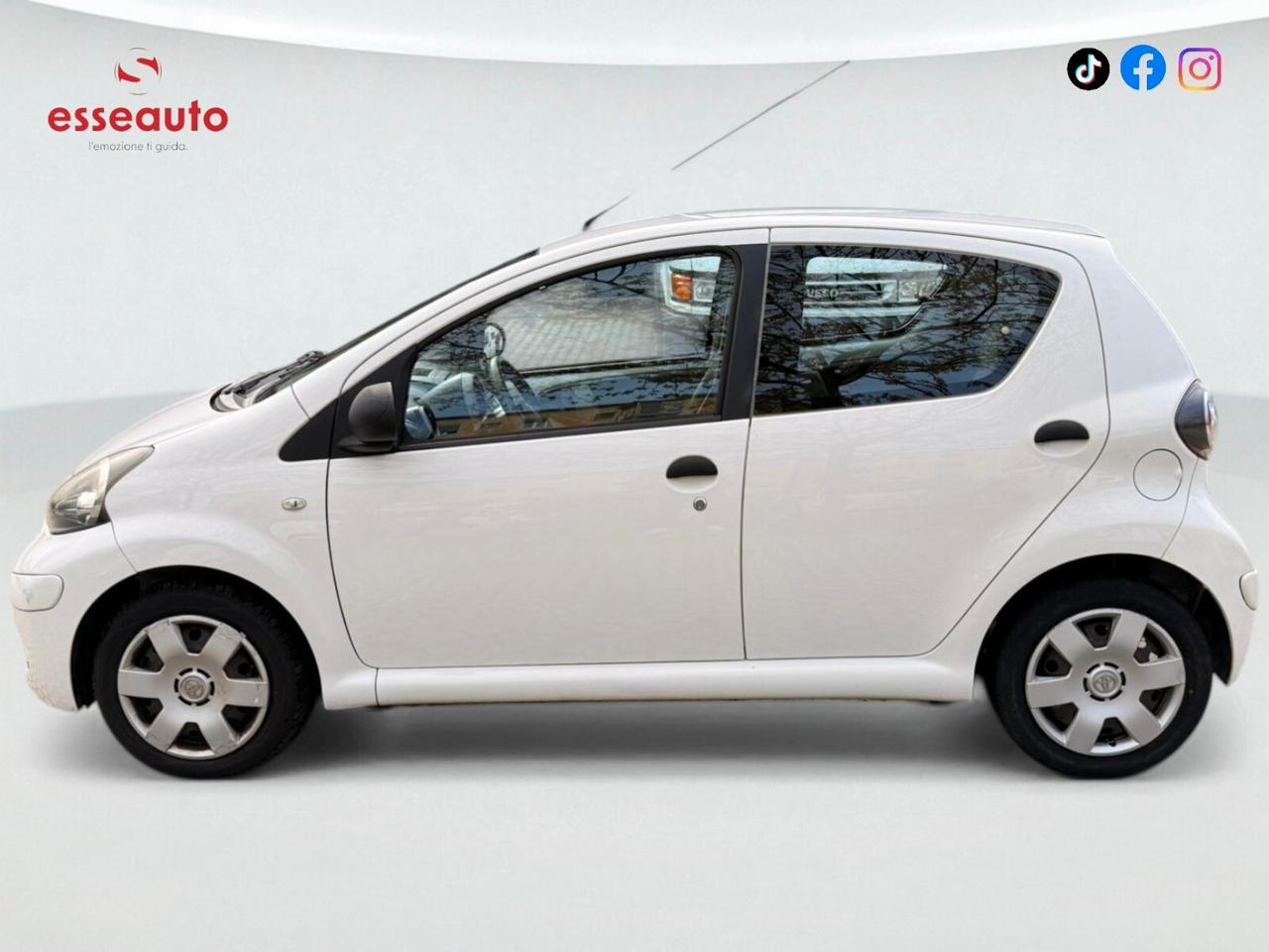 Toyota Aygo 1.0 12V VVT-i 5 porte Deep Ocean Connect