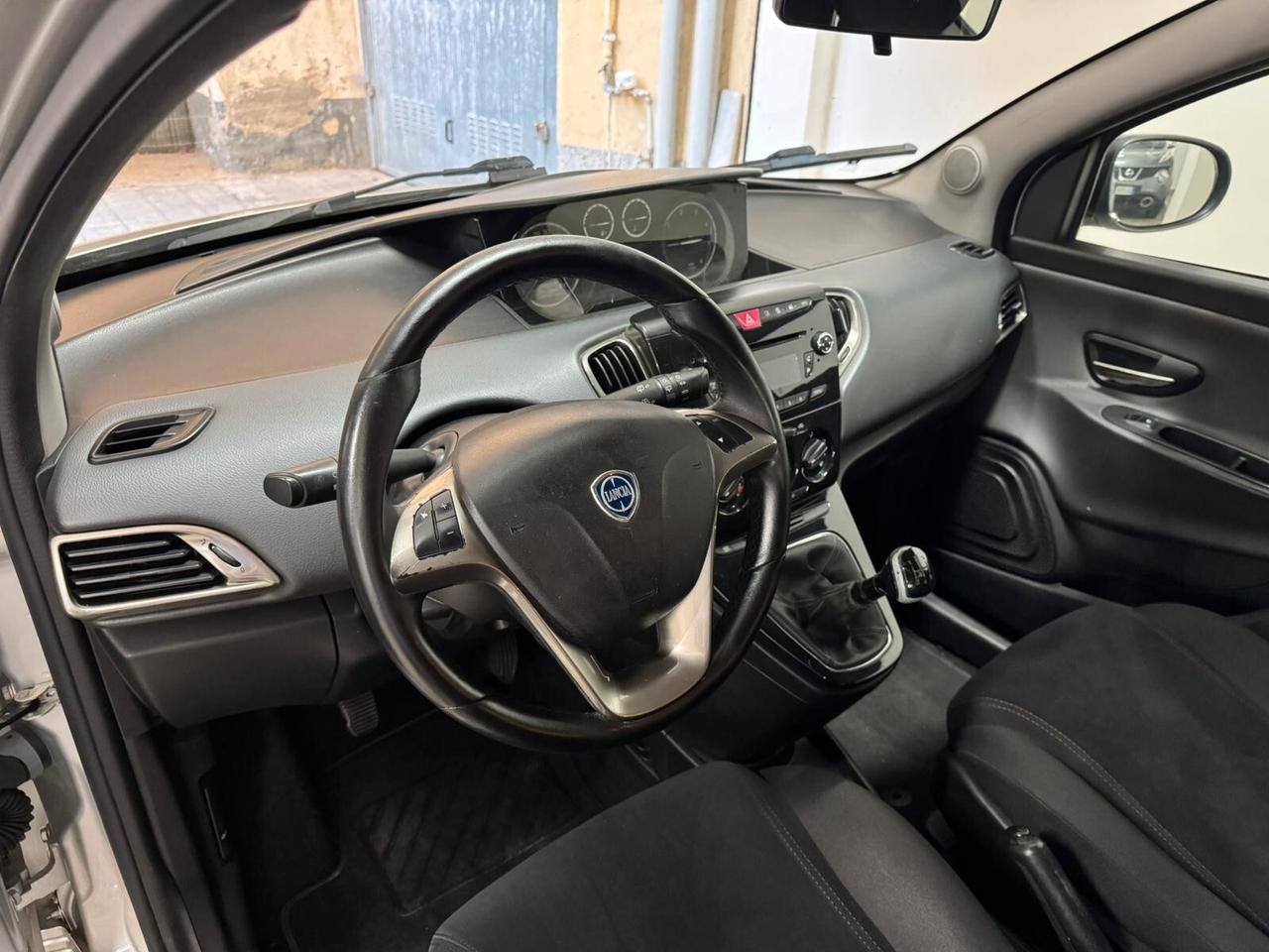 Lancia Ypsilon 1.3 MJT 16V 95 CV 5 porte S&S Gold