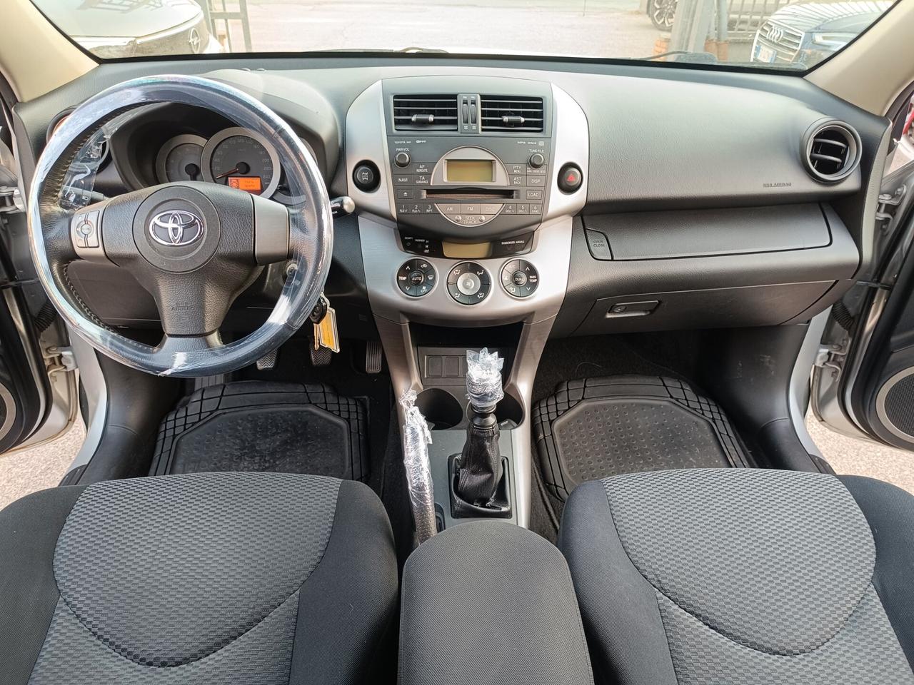 Toyota RAV 4 RAV4 2.2 D-4D 136 CV Luxury
