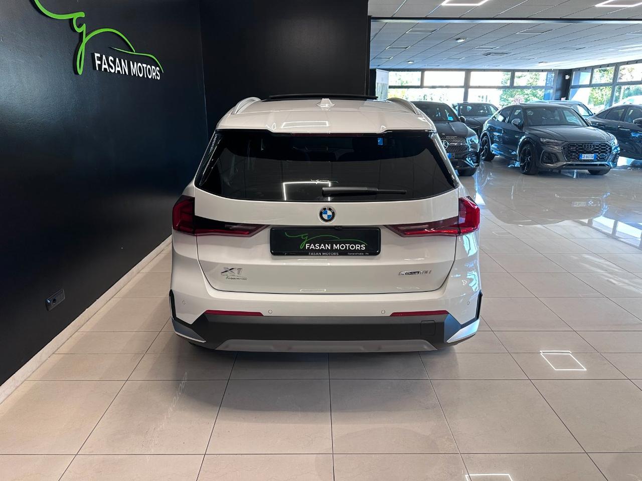 BMW X1 sdrive18i X-Line auto BOLLO PAGATO FINO A GENNAIO 2027