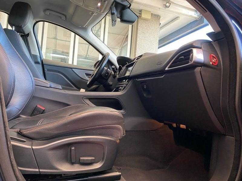 Jaguar F-Pace 2.0 D 180 CV AWD aut. ** MOTORE NUOVO **