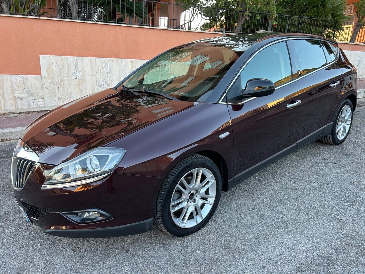 Lancia Delta 1.6 MJT Platino km certificati