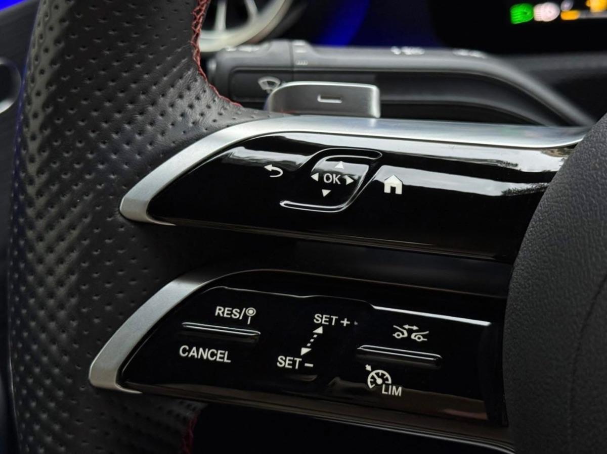 New Mercedes-Benz Classe A 180d Premium AMG Night Edition 116CV