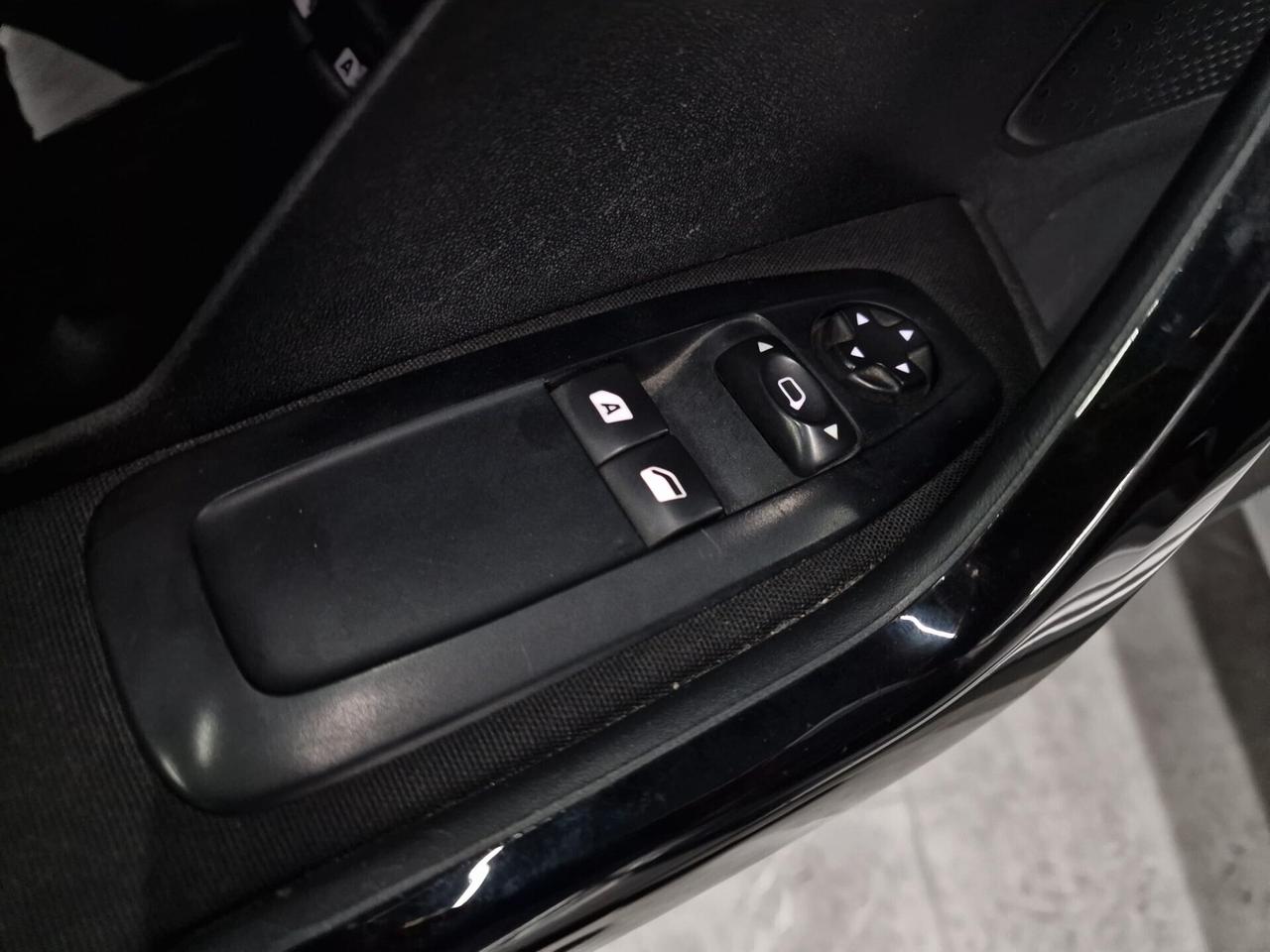 Peugeot 208 1.5 BlueHDi 75CV 5 porte Active
