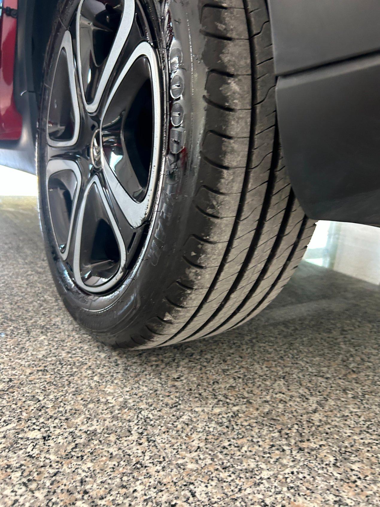 Citroen C3 1.2 puretech Shine 82cv
