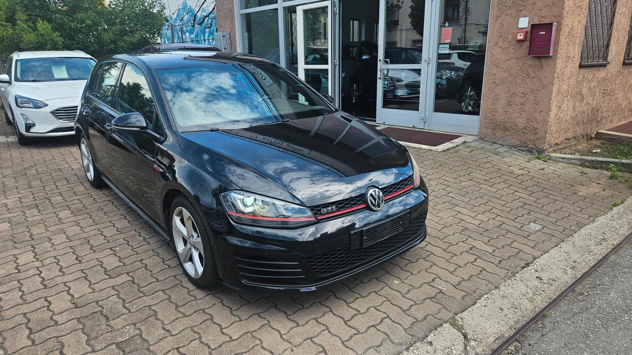 Volkswagen Golf GTI 5p 2.0 tsi PERFORMANCE 220CV PELLE-NAVY-SED.RISC.