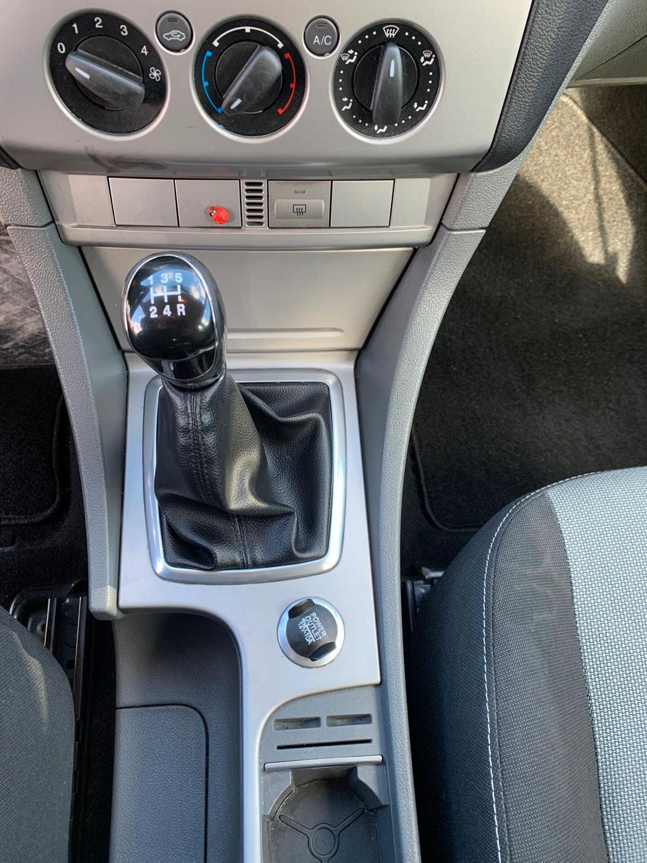 Ford Focus 1.6 TDCi (110CV) SW Tit. DPF