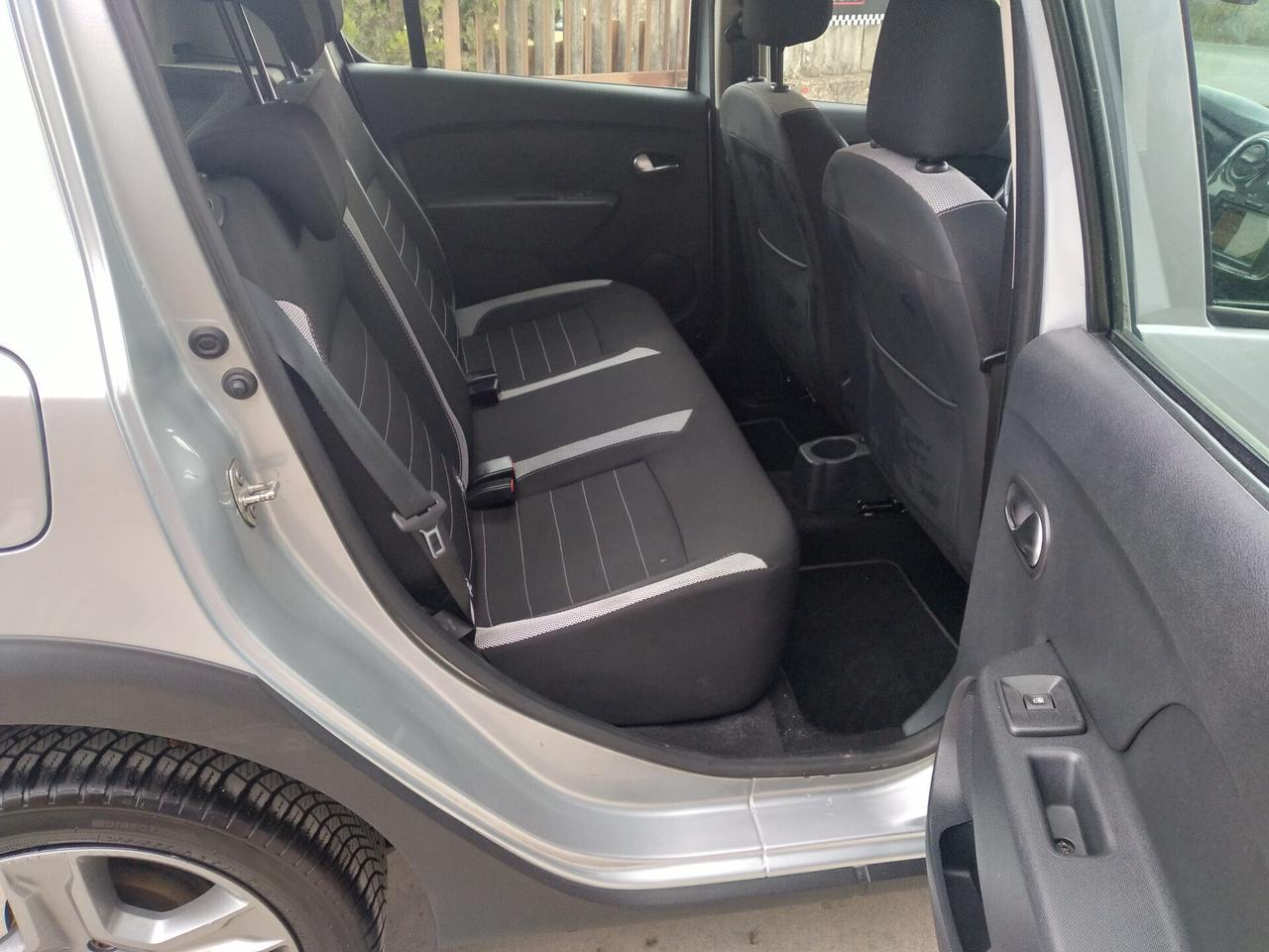 Dacia Sandero Stepway 1.5 Blue dCi 95 CV Comfort