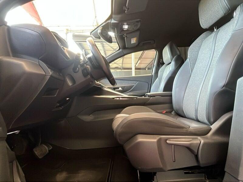 Peugeot 3008 BlueHDI 130 EAT8 S&S Allure Pack