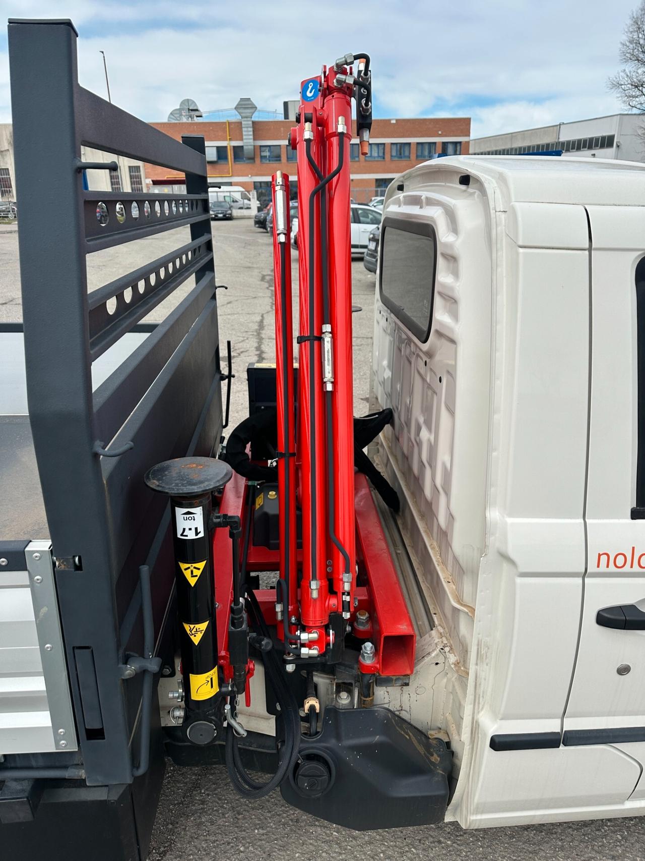 Piaggio Porter NP6 TWB CHAS 325 LR LPG TOP WHITE