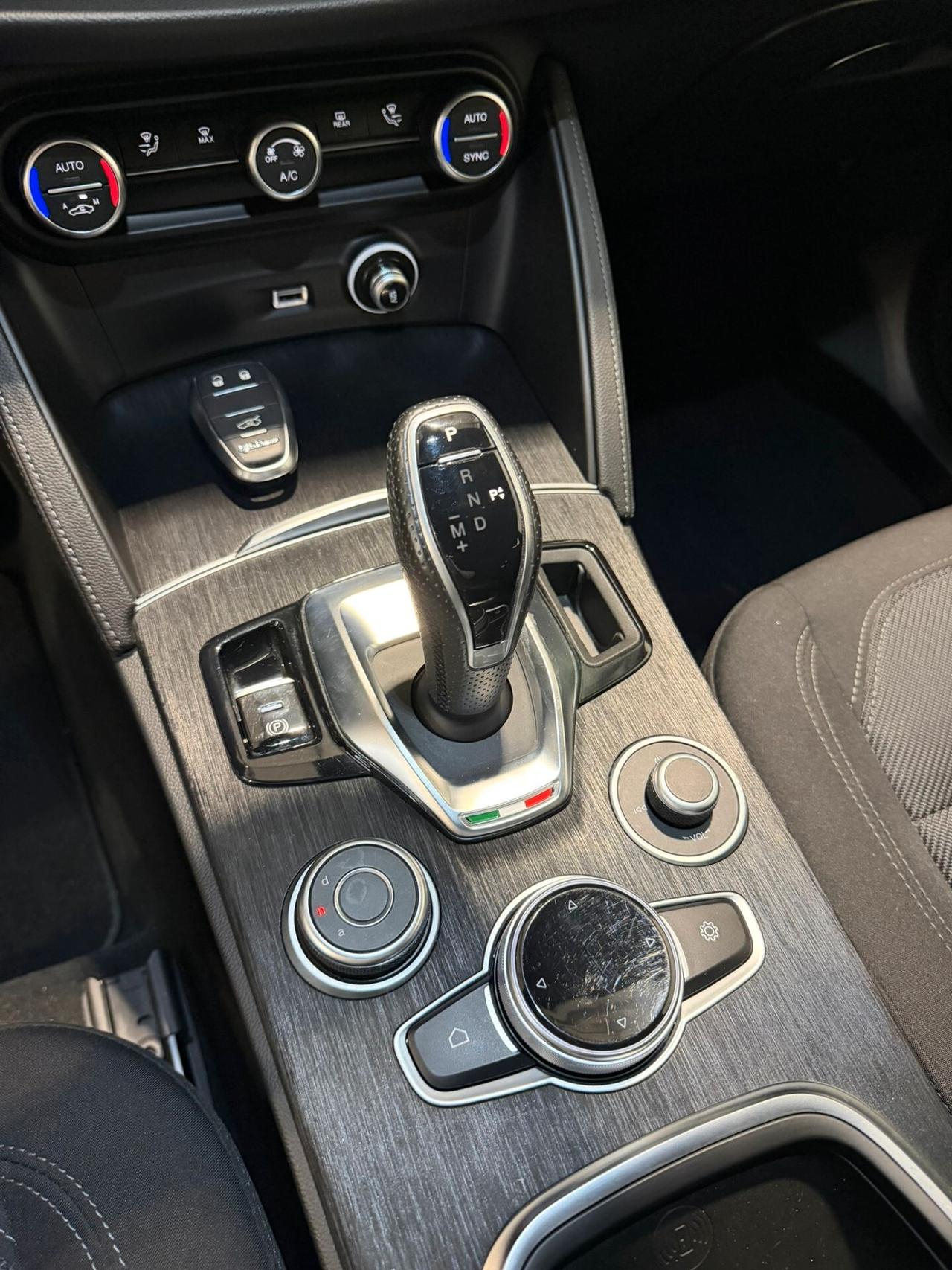 ALFA ROMEO STELVIO 2.2 160cv AUTOCARRO N1