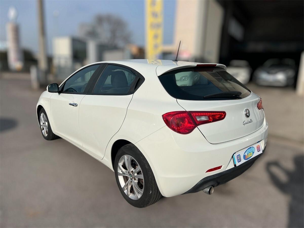 Alfa Romeo Giulietta 1.6 JTDm-2 120 CV Exclusive / OK NEOPATENTATI