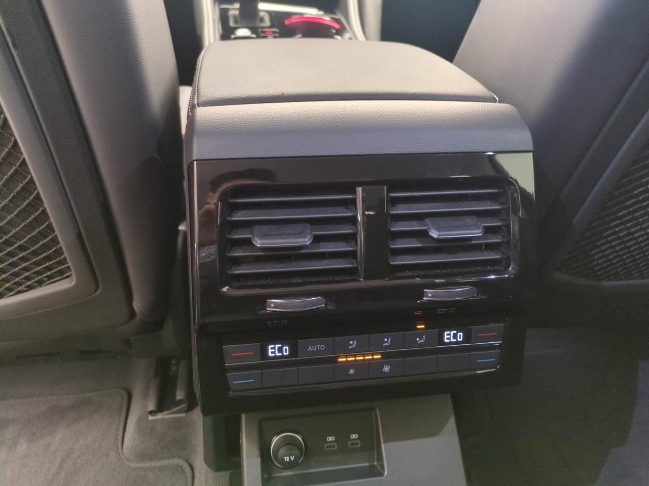 Volkswagen Touareg 3.0 V6 TDI SCR Elegance