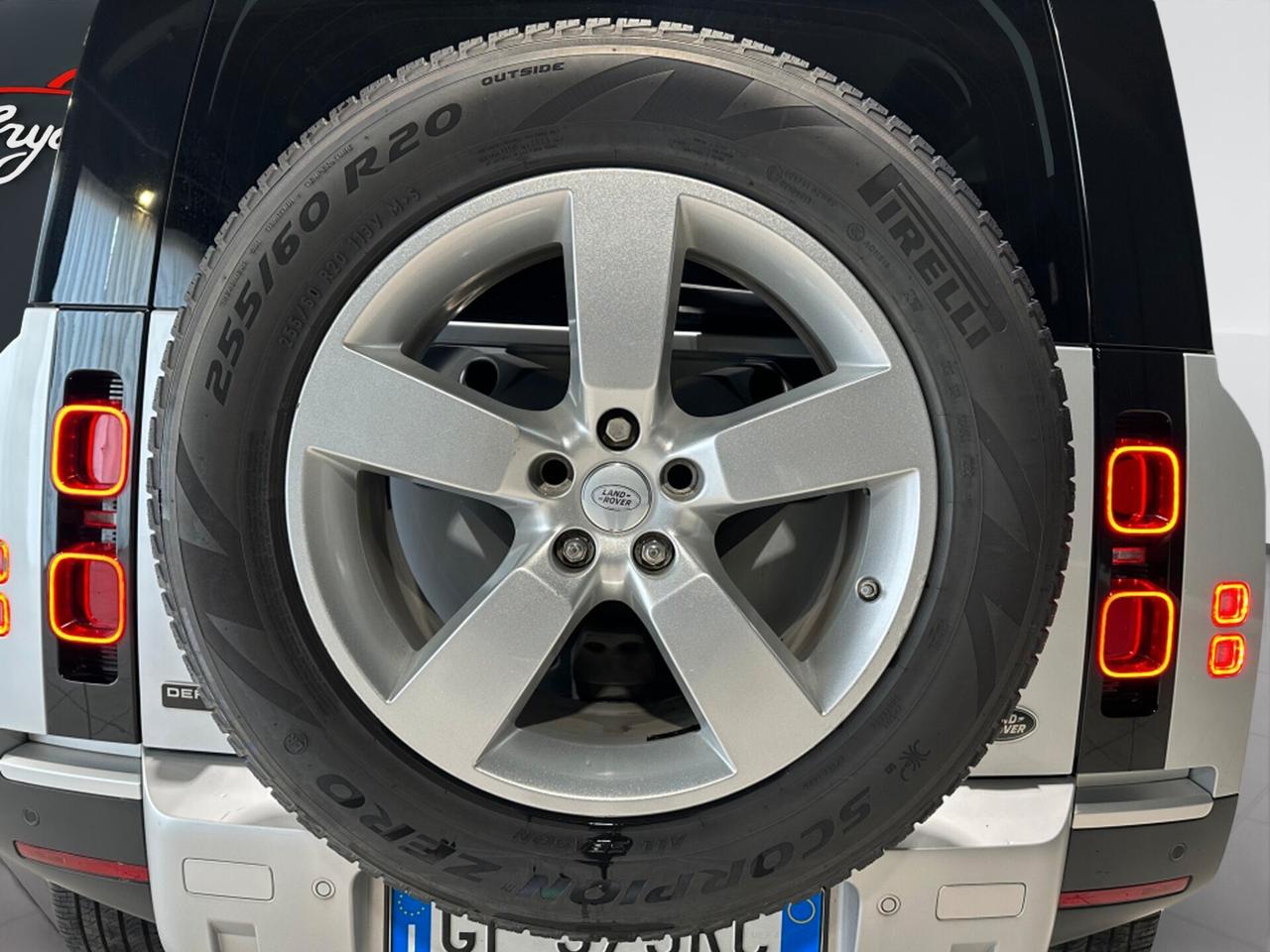 Land Rover Defender 110 3.0D I6 250 CV AWD Auto First Edition IVA ESPOSTA