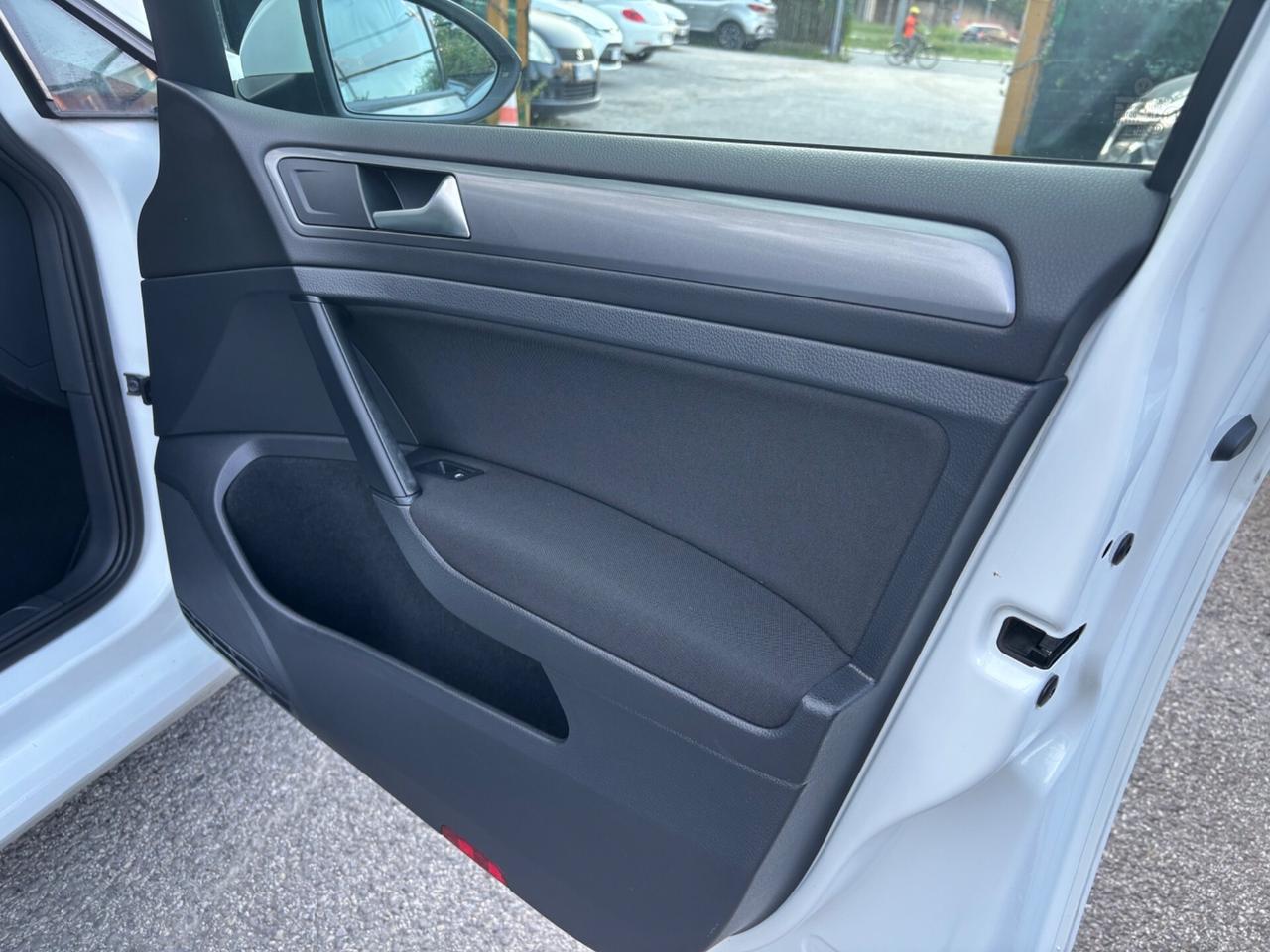 Volkswagen Golf 1.2 TSI 85 CV 5p. OK NEOPATENTATI