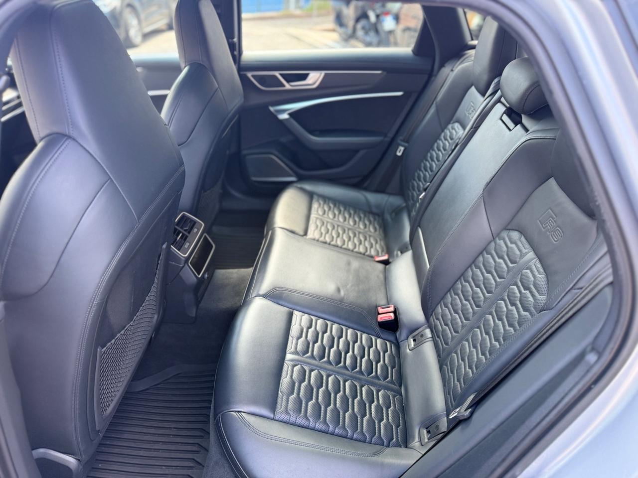 Audi RS6 Avant 4.0 TFSI V8 quattro tiptronic