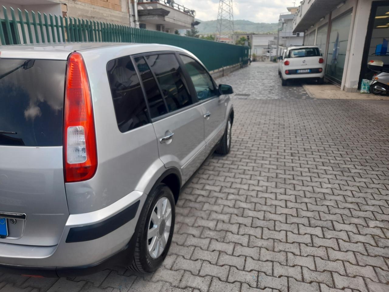 Ford Fusion UAV 1.4 16V 5p. Bz.- GPL