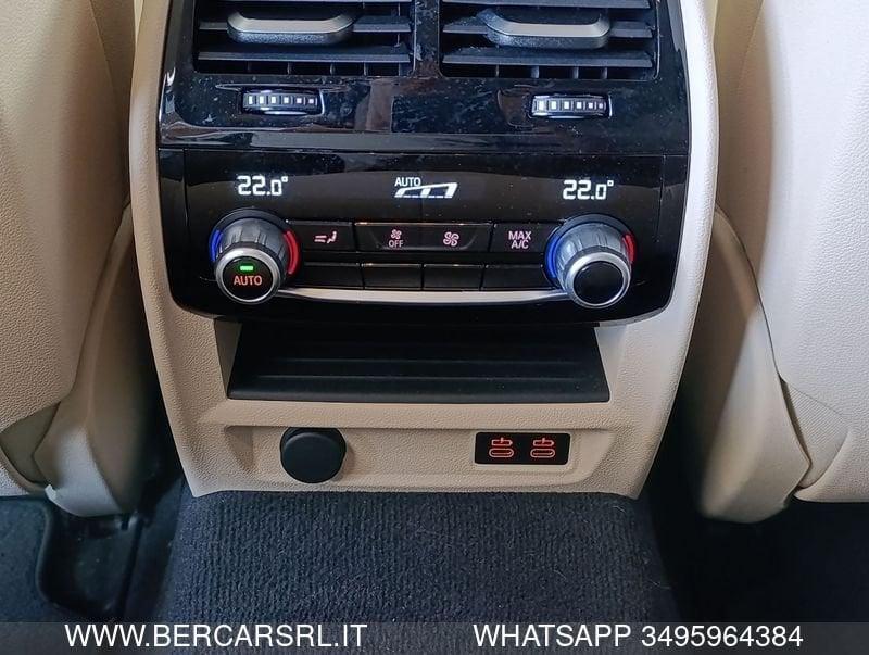 BMW Serie 5 520d 48V Touring Business*SEDILI RISCALDATI*TELECAMERA*PDC*FULL LED*GANCIO TRAINO*