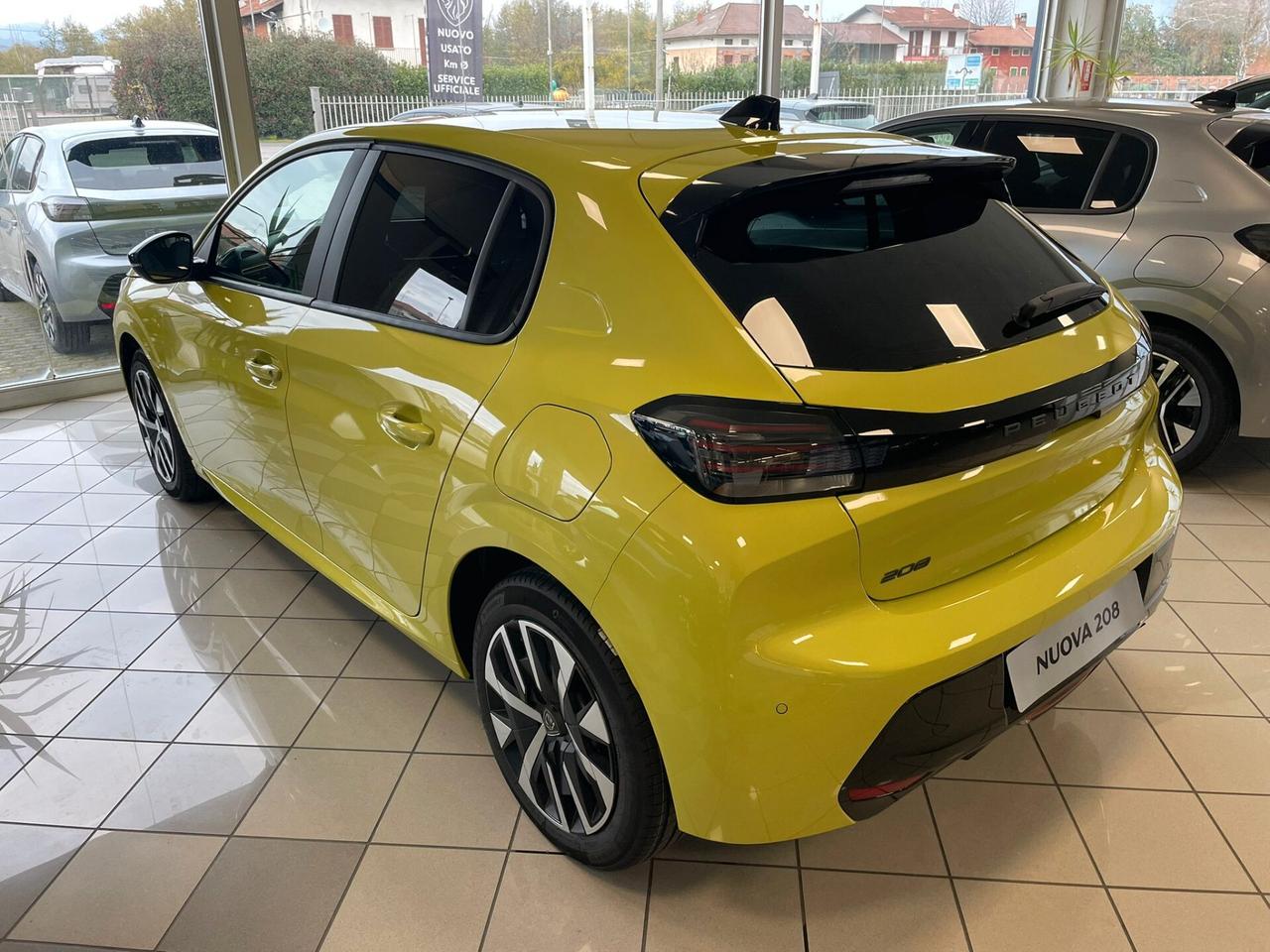 Peugeot 208 Business Turbo 100cv