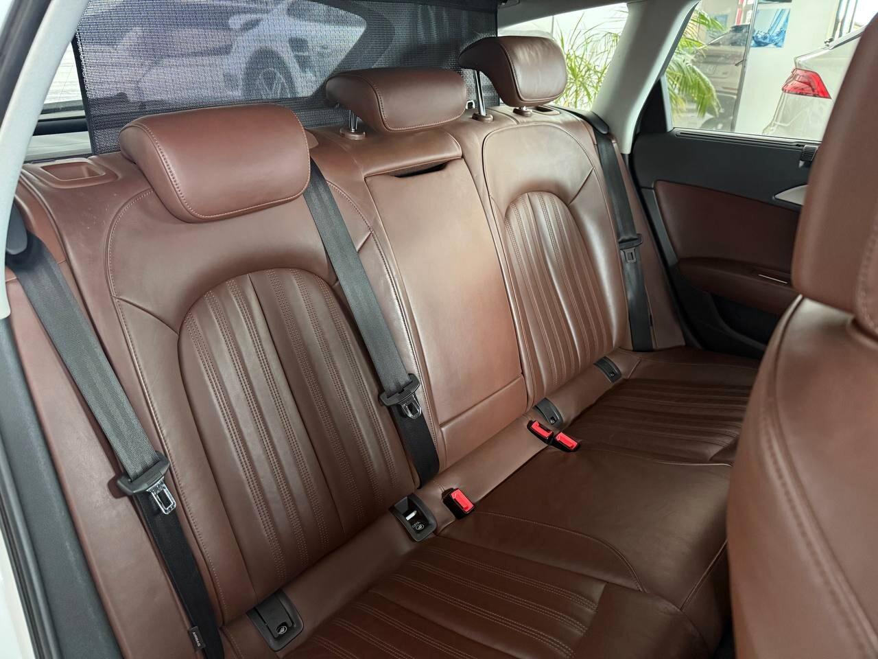 Audi A6 Avant 3.0 TDI quattro S tronic Business Plus