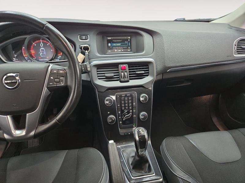 Volvo V40 2.0 d2 Momentum my17