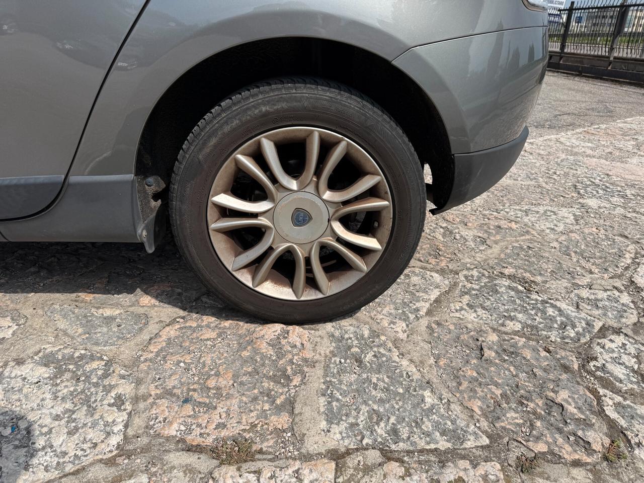 Lancia Delta 1.6 MJT DPF 105 CV Gold