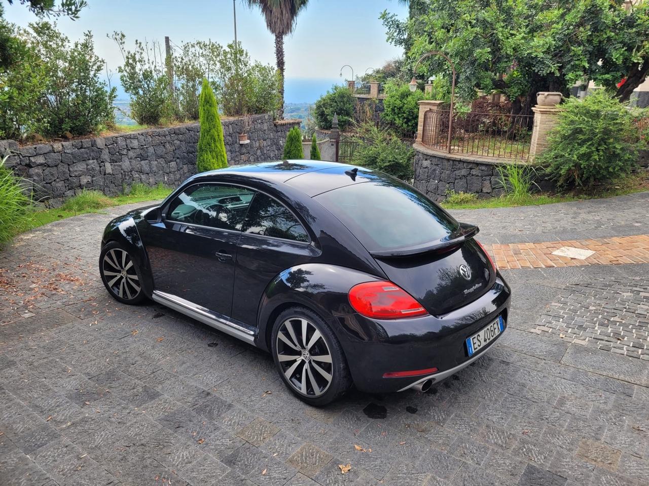 Volkswagen Maggiolino 2.0 TSI DSG Sport