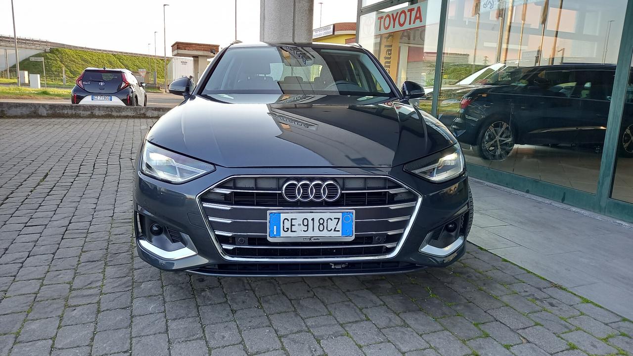 Audi A4 Avant 35 TDI/163 CV S tronic Business Advanced