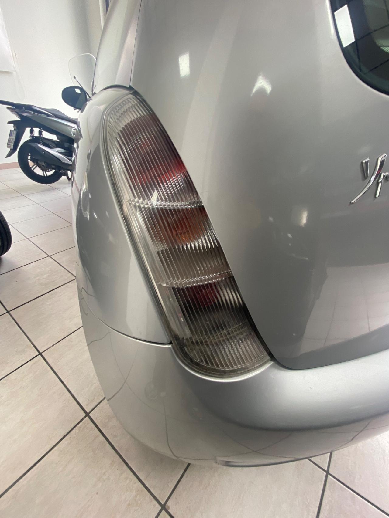Lancia Ypsilon 1.4 Platinum Ecochic GPL