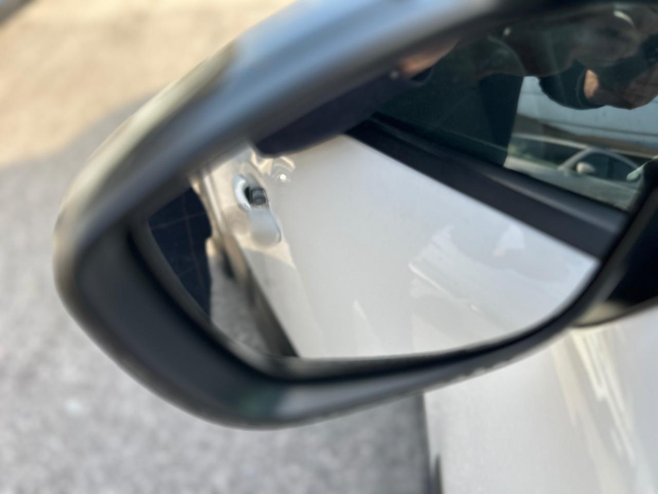 Citroen C3 1.2 puretech Shine s&s 110cv eat6 my20