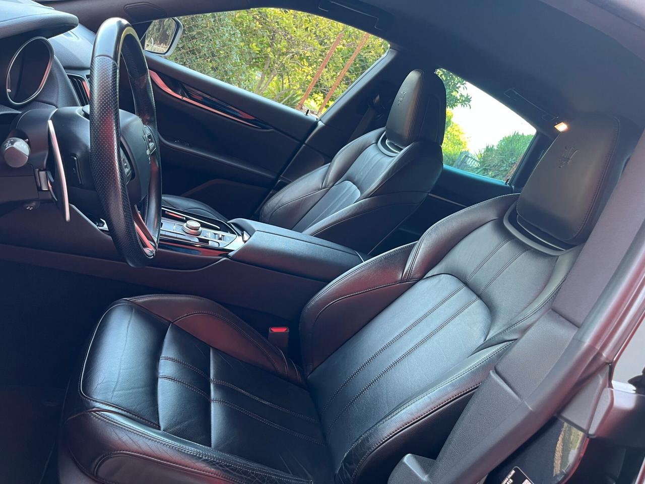 Maserati Levante 3.0 V6 AWD 250cv Diesel GRAN SPORT