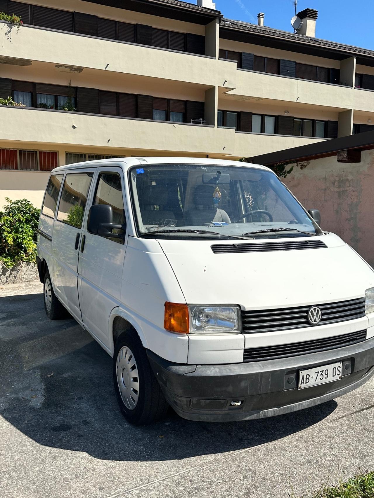 Volkswagen Transporter 2.4 D PL Furgone Vetrinato