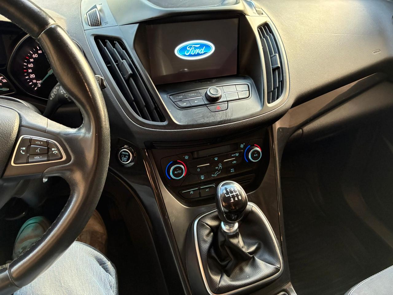 Ford Kuga 1.5TDCI 120V full perfetta-2018