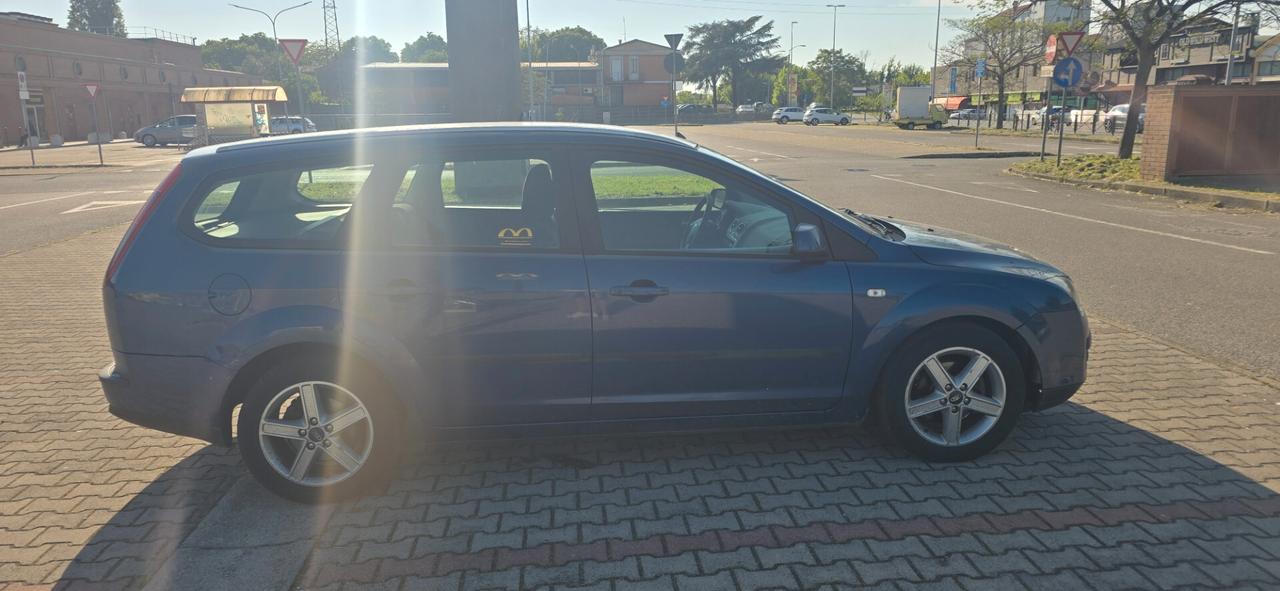 Ford Focus C-Max 1.6 TDCi (90CV) Titanium