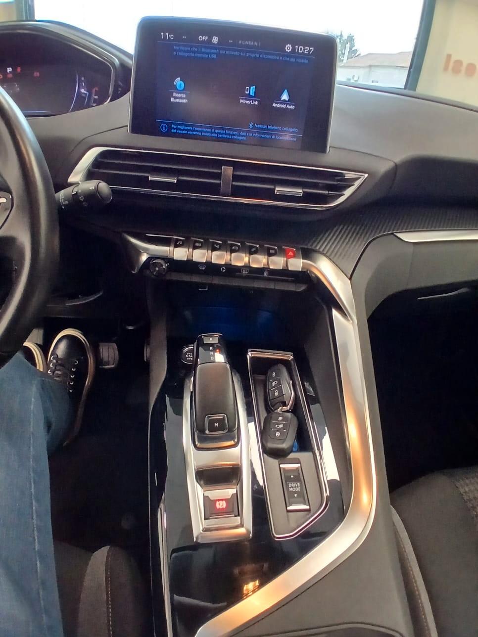 Peugeot 3008 BlueHDi 130 S&S EAT8 Active Pack