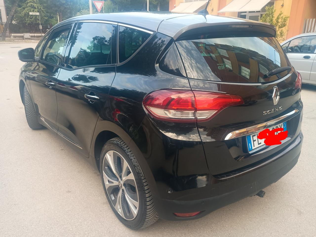 Renault Scenic 1.5 dCi 110 CV Energy Intens GANCIO TRAINO