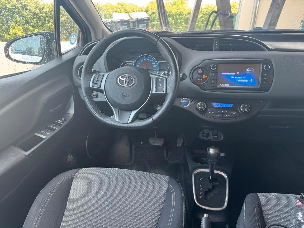 Toyota Yaris hybrid