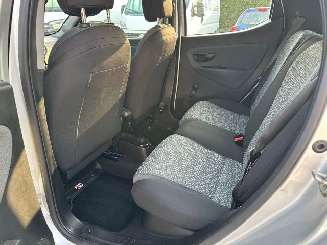 LANCIA Ypsilon 1.0 FireFly 5 porte S&S Hybrid Silver